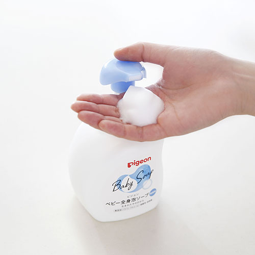 贝亲 - 婴儿全身泡沫沐浴露 本体 - 500ml