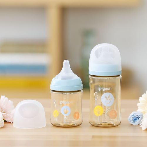 贝亲 母乳实感 PPSU 奶瓶 - Flower -240ml