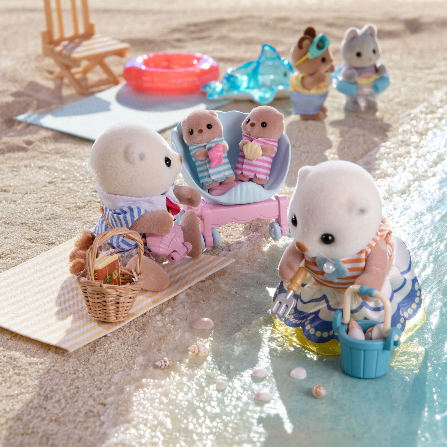 森贝儿家族 -  Sea Otter Family